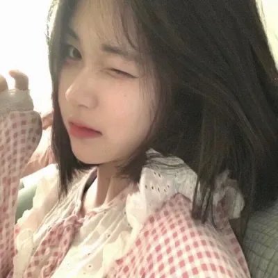 红色尾翼
