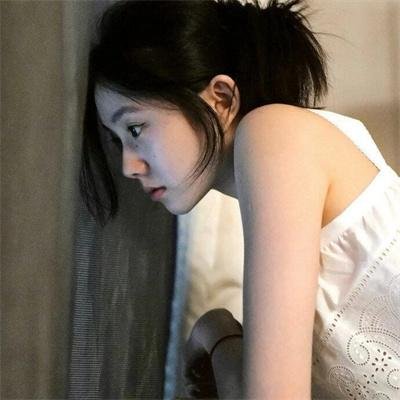 汉娜·盖茨比：道格拉斯